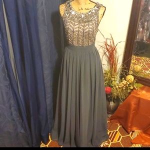 Beautiful mother of the bride 👰